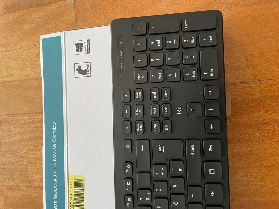 Zestaw bezprzewodowej klawiatury i myszy