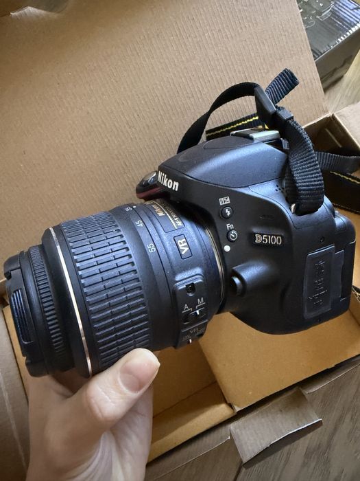Nikon D5100 Kit з об’єктивом 18–55 VR