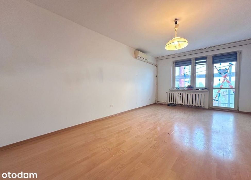 REZERWACJA. Piaski, Dziekana, 3 duże pokoje z balkonem w bloku,