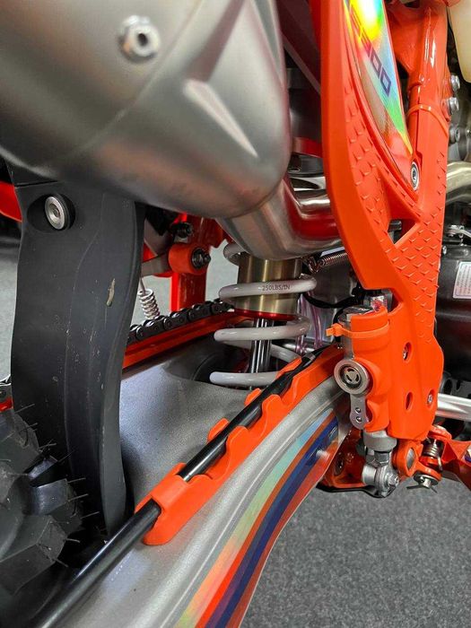 Мотоцикл STN V9 Enduro