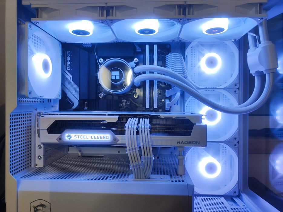 PC Gaming Ryzen 9600X • RX 9070 XT • 32GB 6000MHz • 1TB NVMe • ARGB Branco
