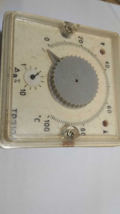 Терморегулятор ТРЭ-104  0-100 град  и др