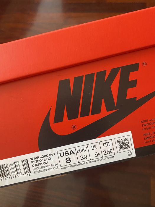 Air Jordan 1 Retro High OG Varsity Red