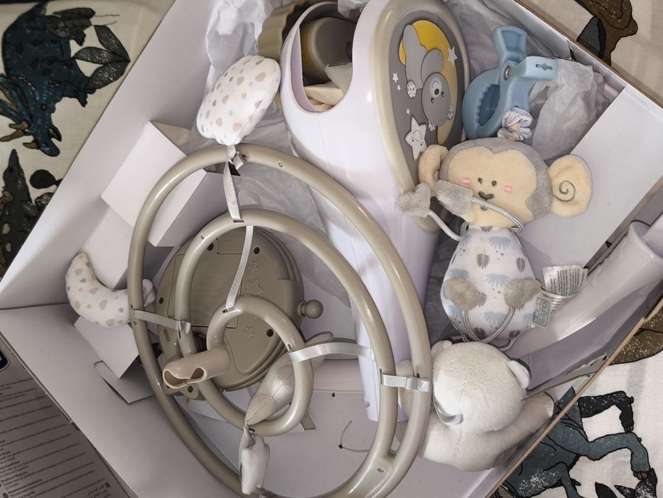 Brinquedo musical para colocar no berço
