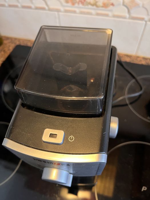 Moinho de Café Minoka  com Regulação de Moagem