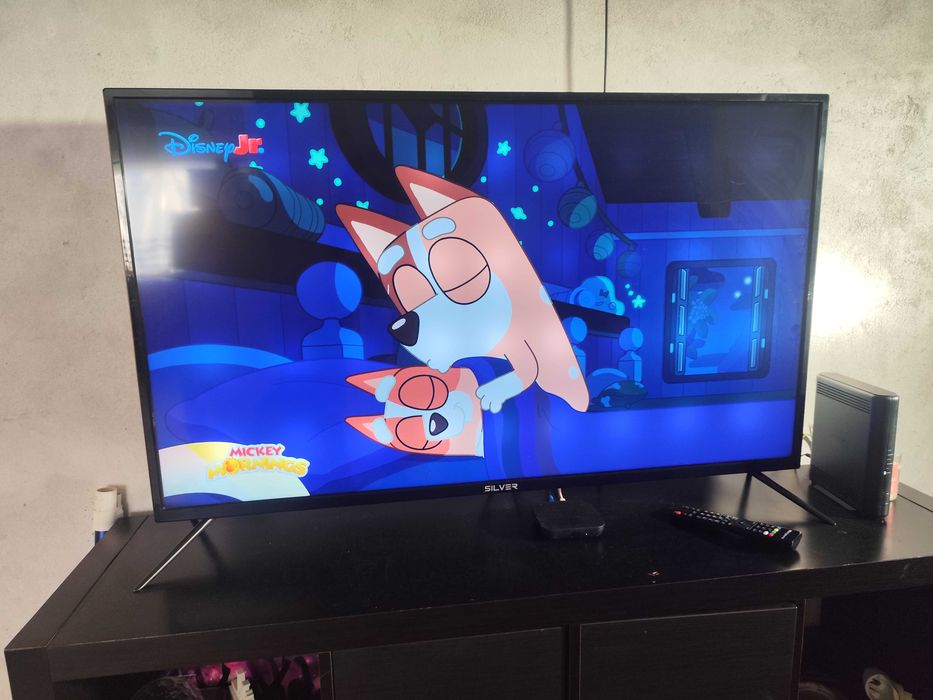 Vendo Smart TV Silver
