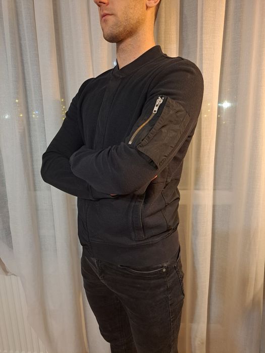 Czarna kurtka Peak Performance Lang Jacket bluza rozpinana L