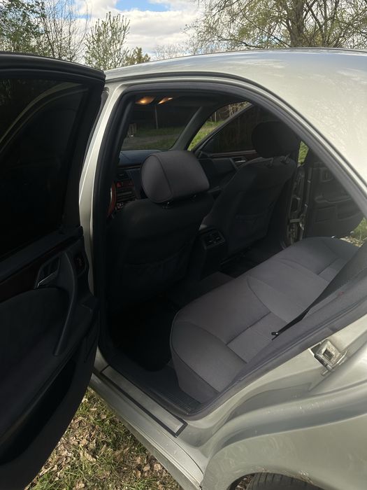 Продам Mercedes-Benz W210 2.7 CDI