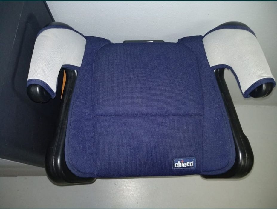 Banco chicco de 15 a 36 kgs. Em óptimo estado