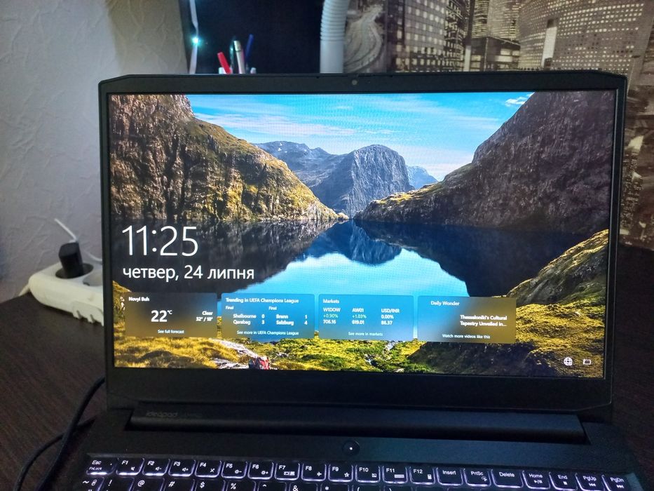 Ноутбук Lenovo IdeaPad Gaming 3 15ACH6