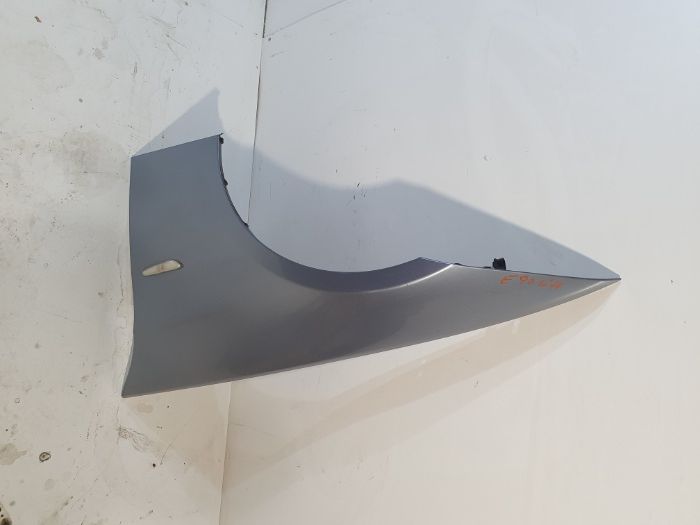 BMW 3 E90 lift błotnik lewy.