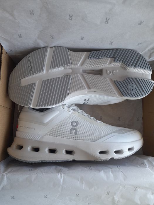 Кросівки On Cloudnova X (39р)