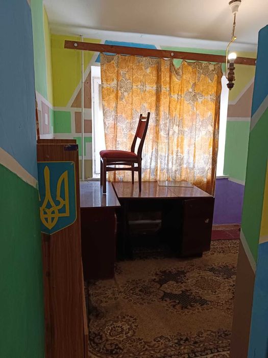 Гостинка 2 великі кімнати,можливість свого сан.вузла. (404731)