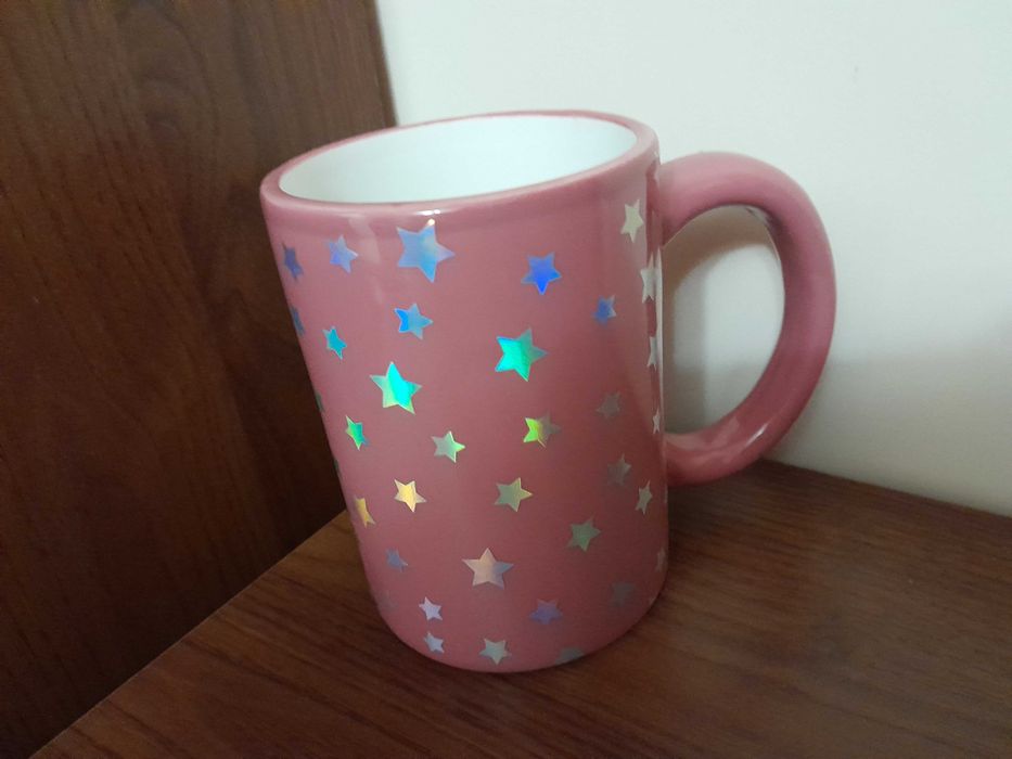 Чашка красивая (высота 11,5см), новая