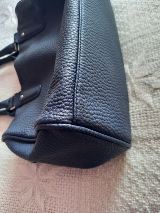 Granatowa pakowna torebka