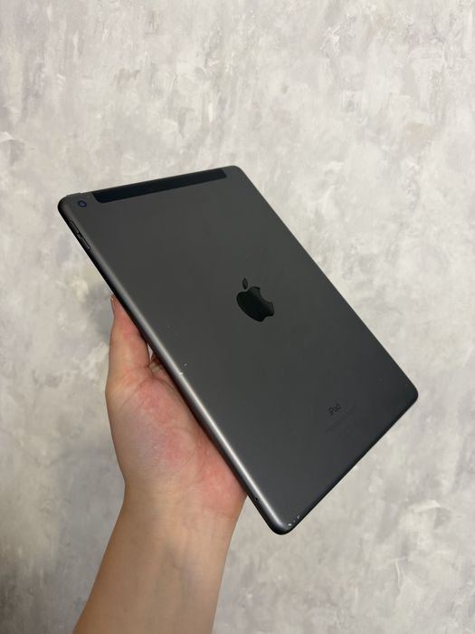 Продам Apple iPad 9, 256GB, версія Wi-Fi.