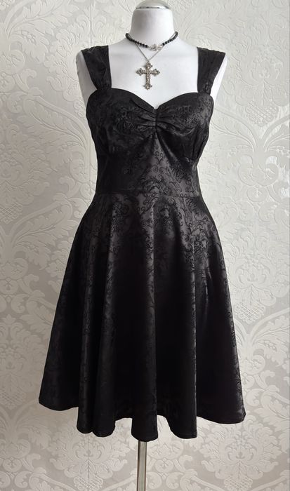 Sukienka banned gothabilly goth gothic pin up alt alternative v