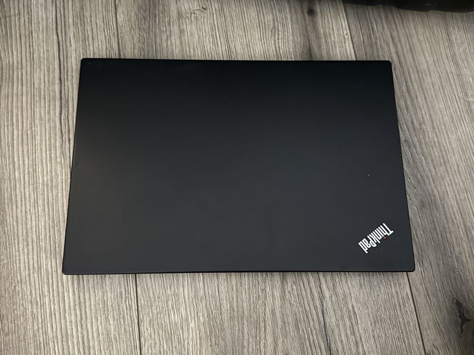 Witam mam do sprzedania lenovo thinkpad x280 i5-8350u