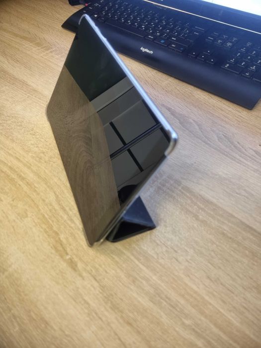 Комплект планшет Samsung Galaxy Tab A SM-T510, чохол, підсумок.