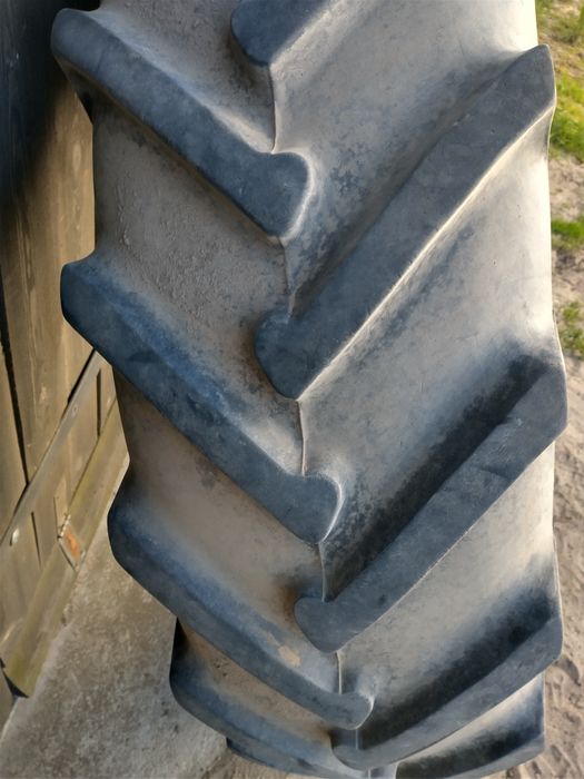 Sprzedam oponę 15.5 r 38