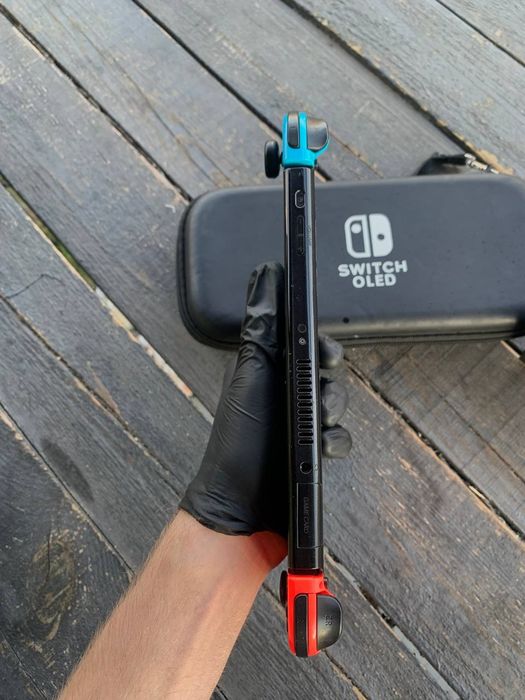 Nintendo switch oled 64gb