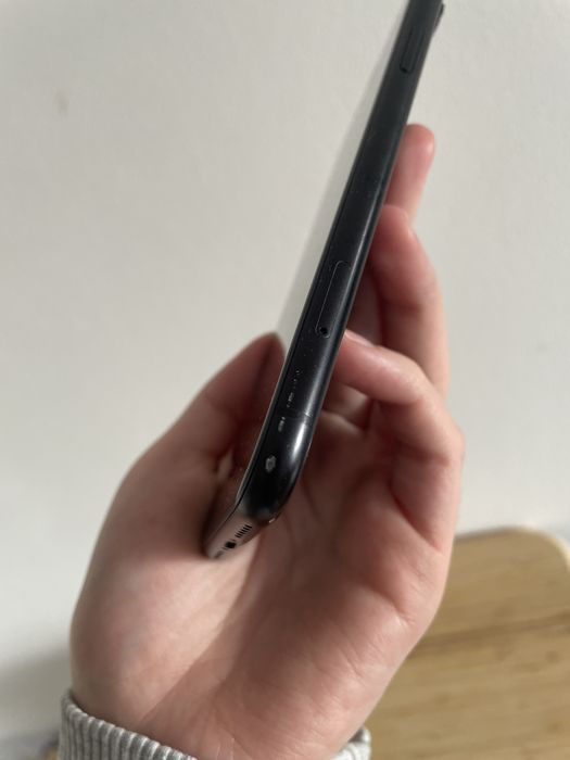 Apple iPhone XR 64GB Black