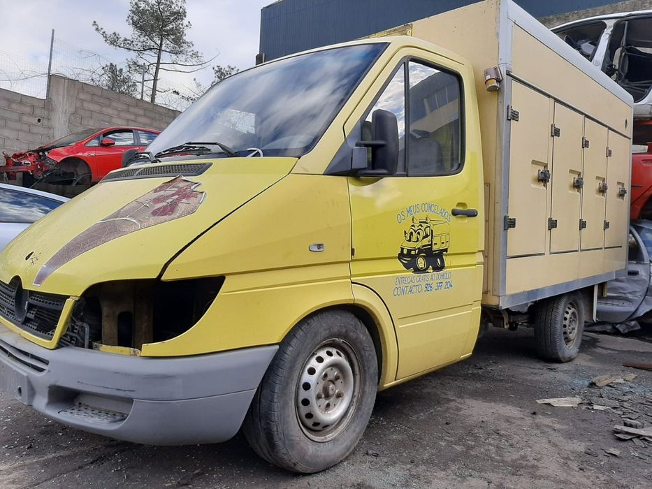 Mercedes Sprinter 308 Cdi Com Caixa De Frio De 2006 Disponível Para