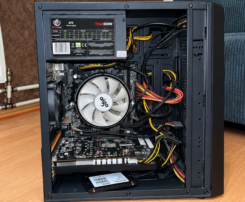 Komputer gamingowy i5 gtx 1050 ti 4gb 8gb ram ssd 1TB