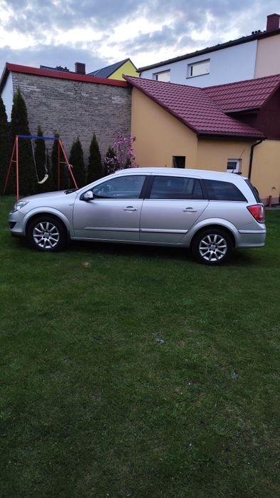 Opel Astra 2008r 1.6 instalacja gazowa zamiana