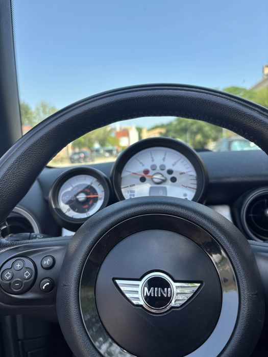 Mini Cabrio Preto