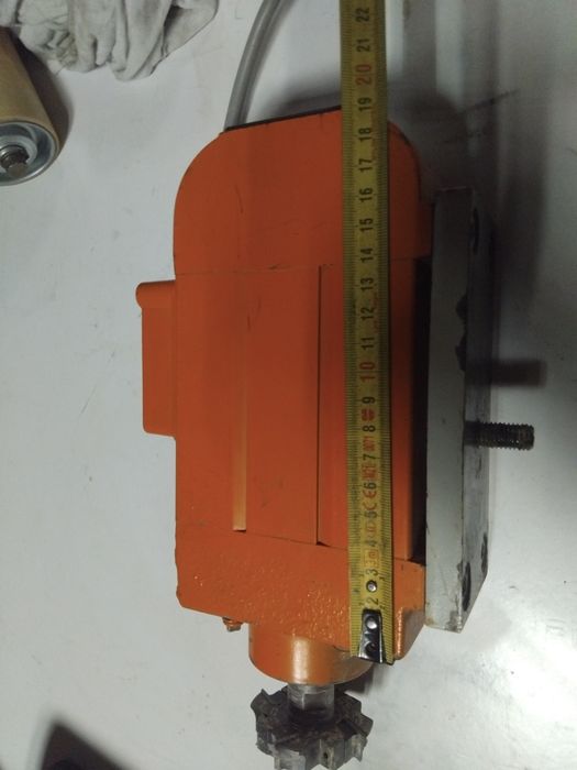 Silnik wysokoobrotowy - elektrowrzeciono 0.6kw