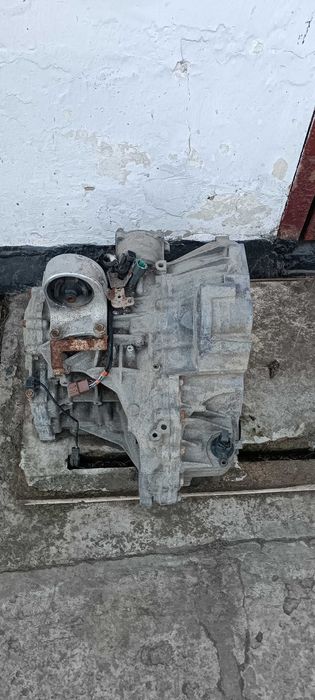 Nissan maksima 3.0 на запчастини