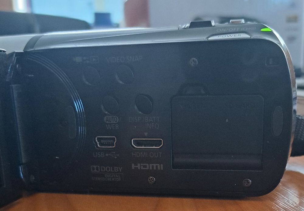 HD-відеокамера Canon LEGRIA HF R28