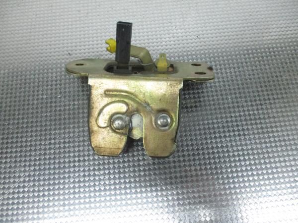 Fechadura / fecho da mala VOLVO S40 I (VS)