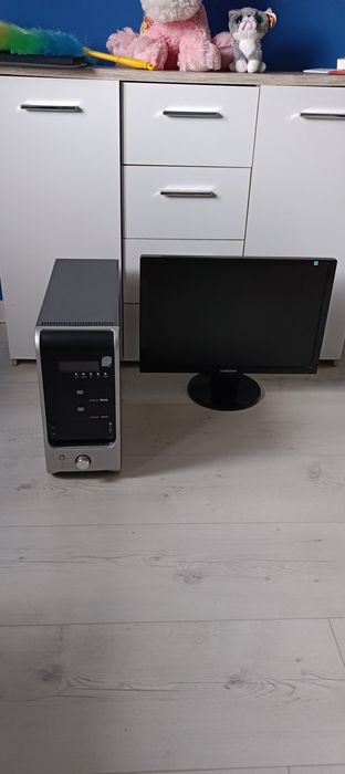 Komputer stacjonarny