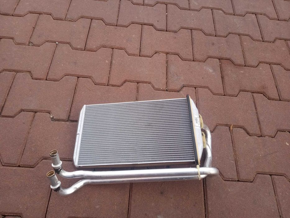 Nagrzewnica Chłodnica oryginał Iveco Daily 14-23r