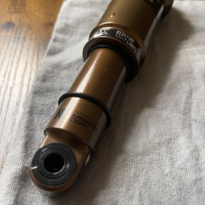 Топовий Амортизатор Fox CTD Float, Boost Valve, Factory Series, Kashima Coat