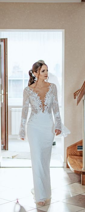 Suknia ślubna Victoria, długa, tren, koronka, rękaw, Agnieszka Świtały