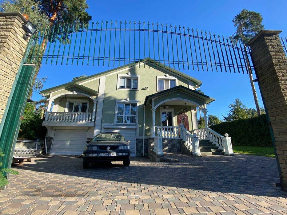 Продаж будинку з басейном в Лісовій Бучі