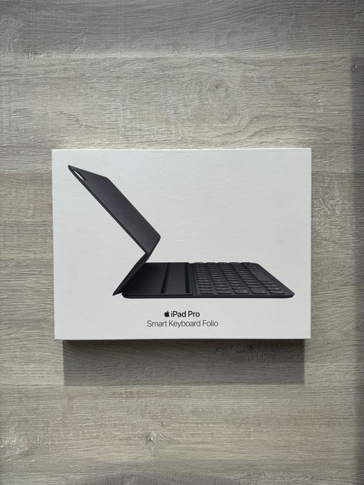 Оригинальная клавиатура Apple Smart Keyboard Folio для iPad Pro 11" (2018) КИРИЛИЦА