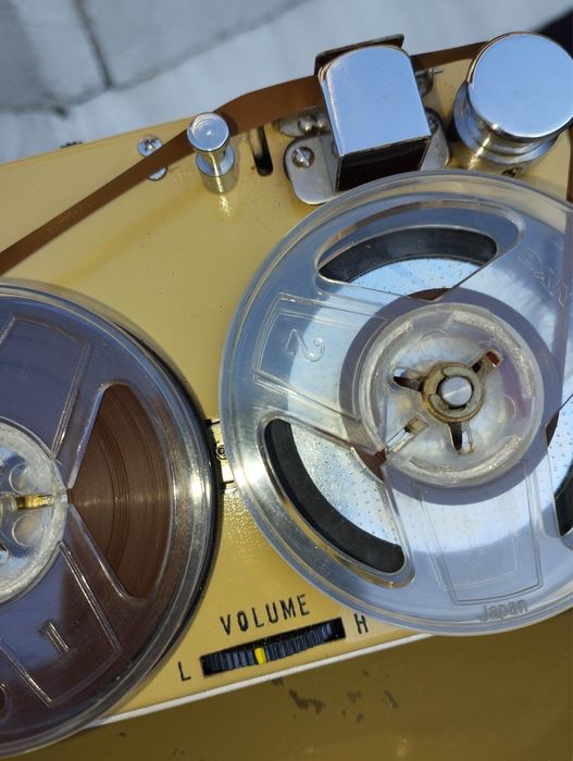 Sanyo gravador portátil de bobines modelo MC 1