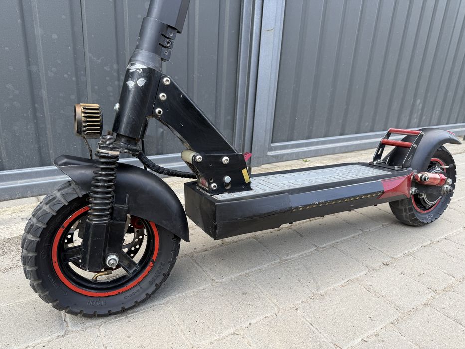 Продам електросамокат Kugoo Kirin M4 Pro