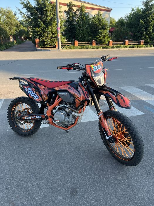 Мотоцикл Geon GNS 300r