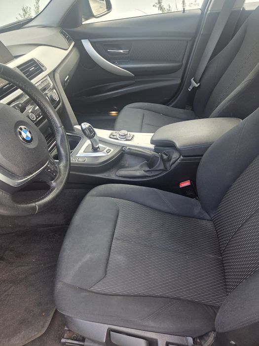 BMW 330e performance