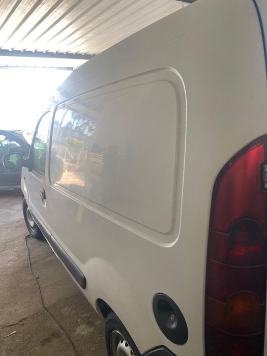 Carrinha Nissan Kubistar com insp