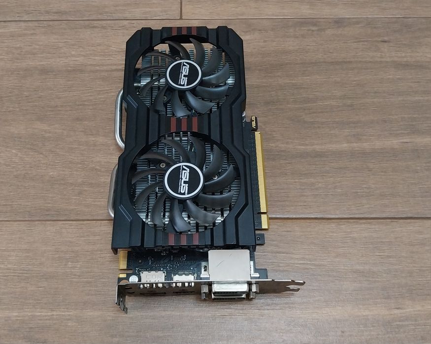 Placa gráfica Asus GTX 660 2Gb DDR5