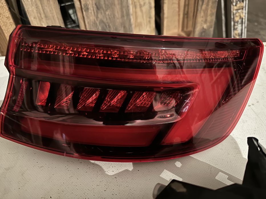 Фонарь правый R Audi a4 b9 Европа