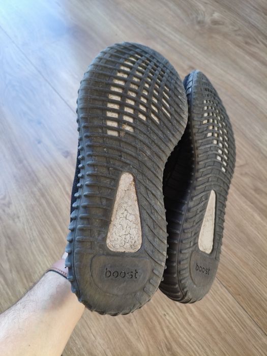 Buty Adidas Yeezy Boost 350 v2 rozm 46