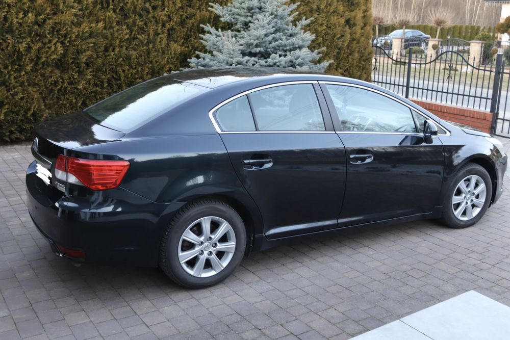 Toyota avensis T27 2.0 diesel