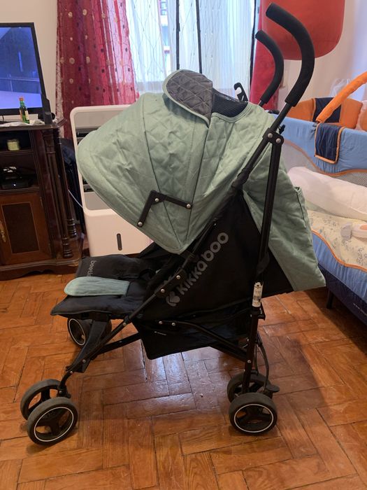 Carrinho de bebé passeio